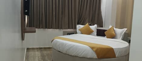 豪華雙人房, 城市景 | 手提電腦工作空間、熨斗/熨衫板、免費 Wi-Fi