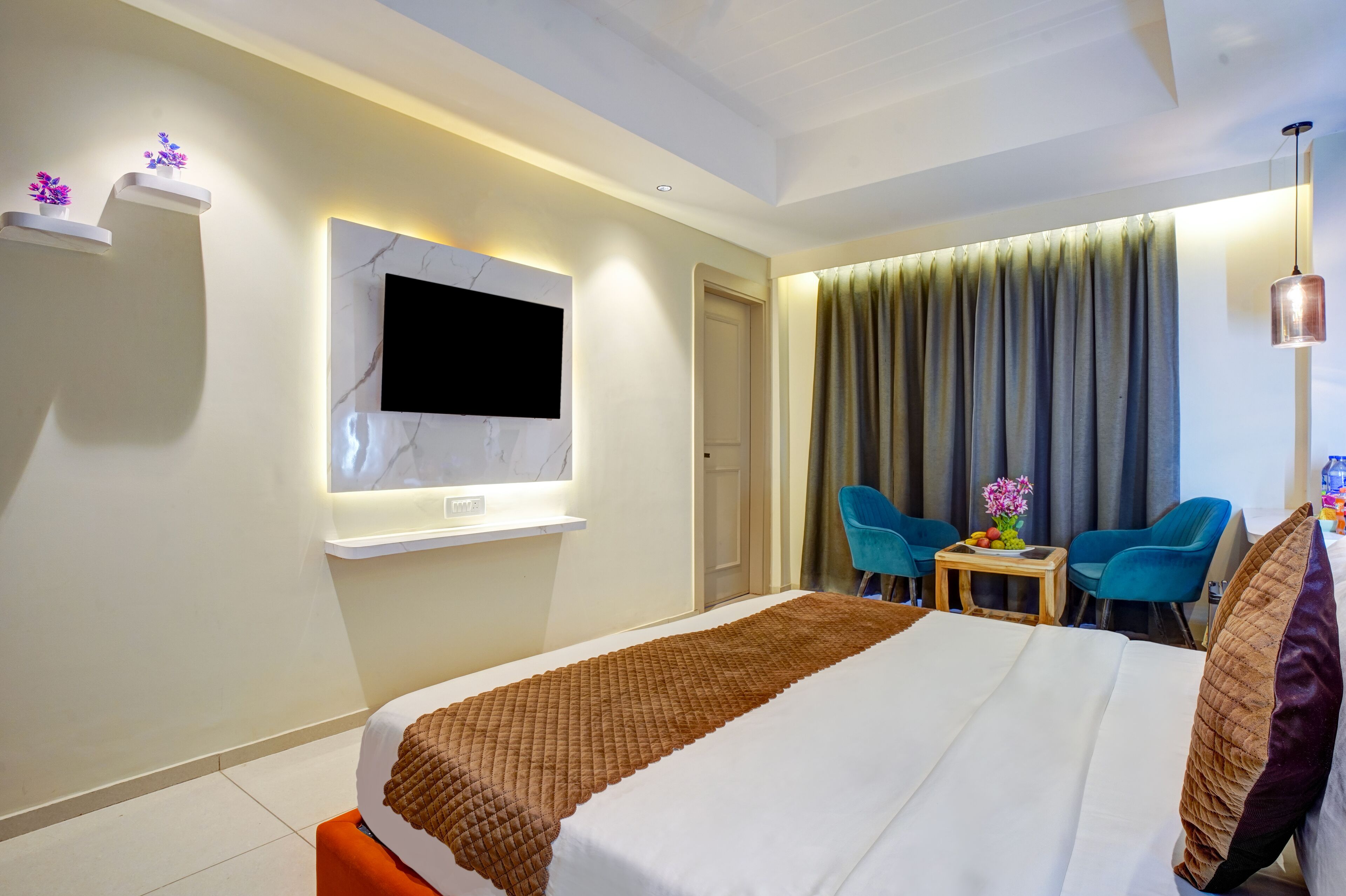 熨斗/熨衣板、WiFi、床单