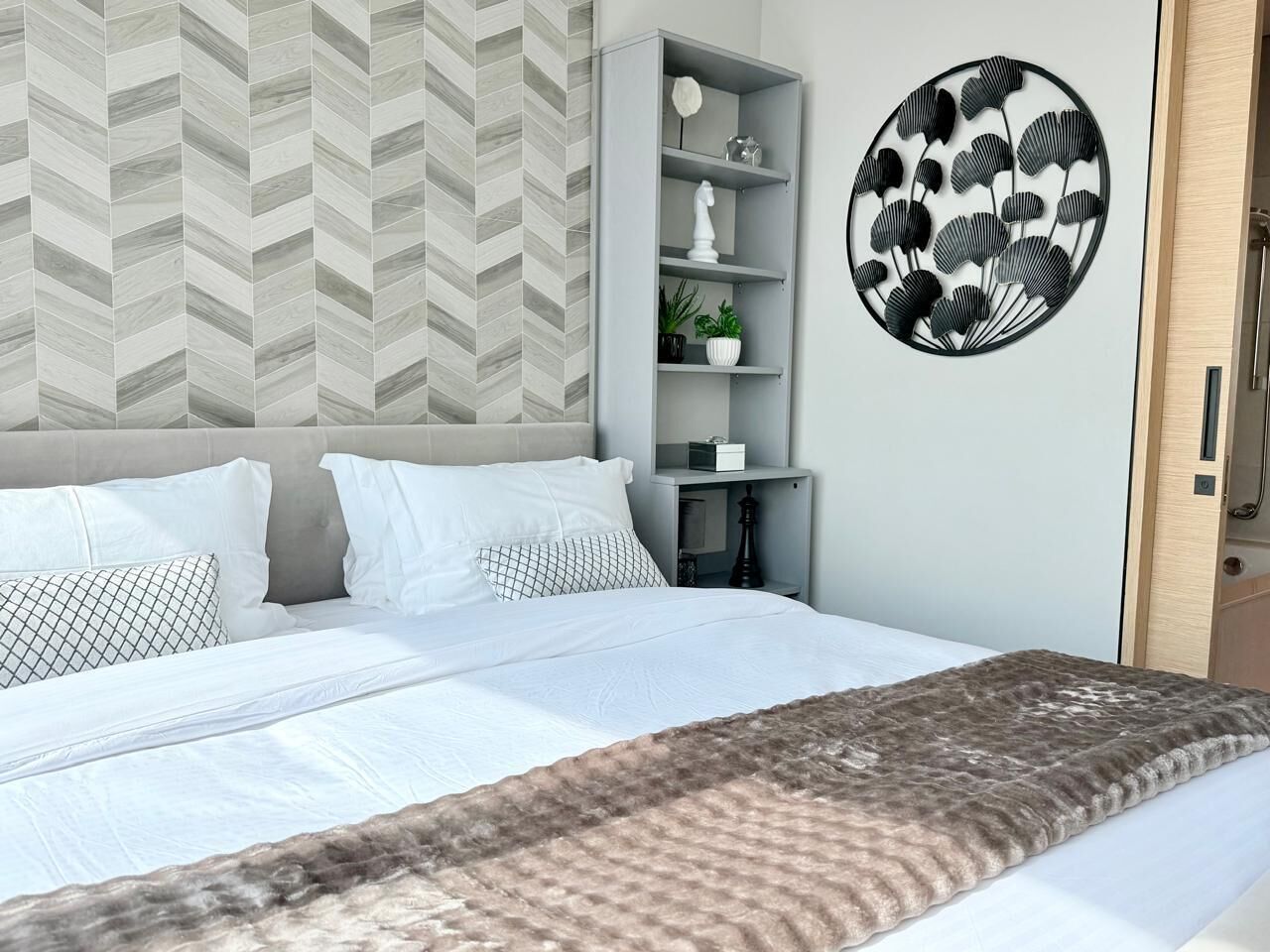 1 chambre, fer et planche à repasser, Wi-Fi, draps fournis