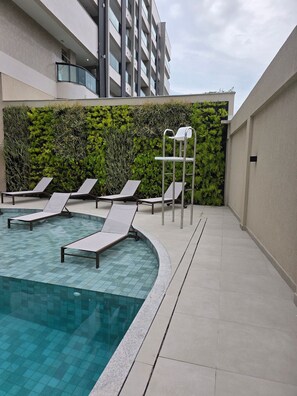 Apartment | Pool - Apartamento Acessível em Cond. de Luxo  (Arraial do Cabo)