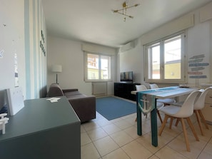Living room - Charming Canal-side Apartment in Cesenatico, Italy (Cesenatico)