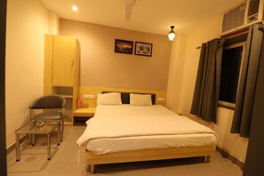 Deluxe AC Room | Free WiFi - Hotel Pratap Grand (Ranchi)