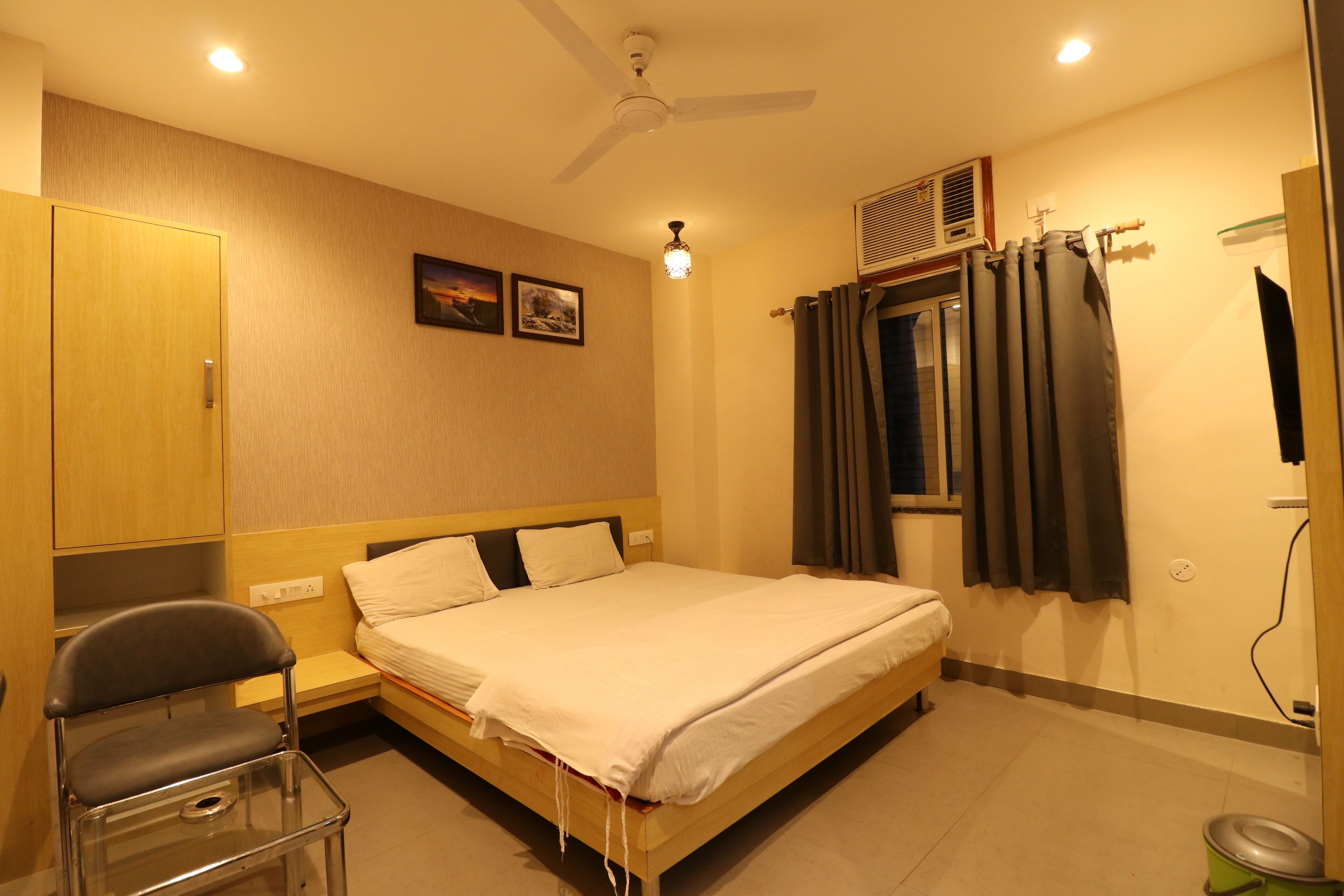 Deluxe AC Room | Free WiFi