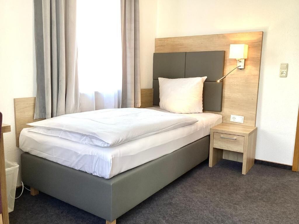 Desk, laptop workspace, free WiFi