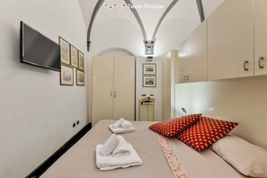 Tabla de planchar con plancha 