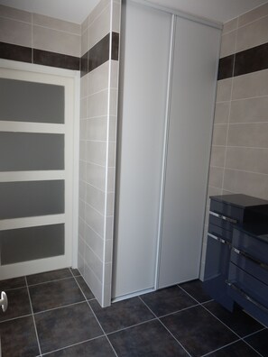Interior - Holiday in the Sun and Sea, Apartment on 1st or 2nd floor! (Elne)