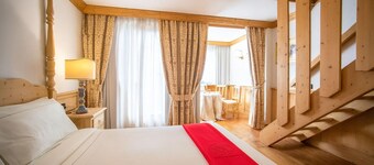 Grifone Dolomiti Resort