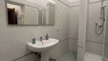 Apartment, 1 Bedroom | Bilik Mandi