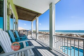 Property grounds - East Side of 5 Br Beach Front Duplex W/ Pool - Recently Updated! (Gulf Shores)