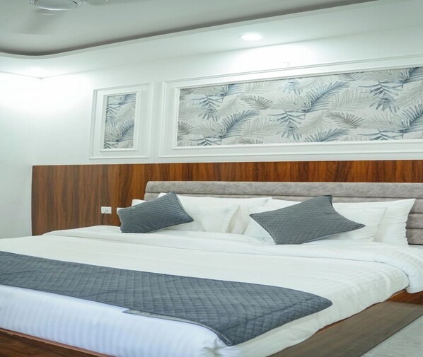 Deluxe Room | Free WiFi - Hotel Savaya (Rishikesh)