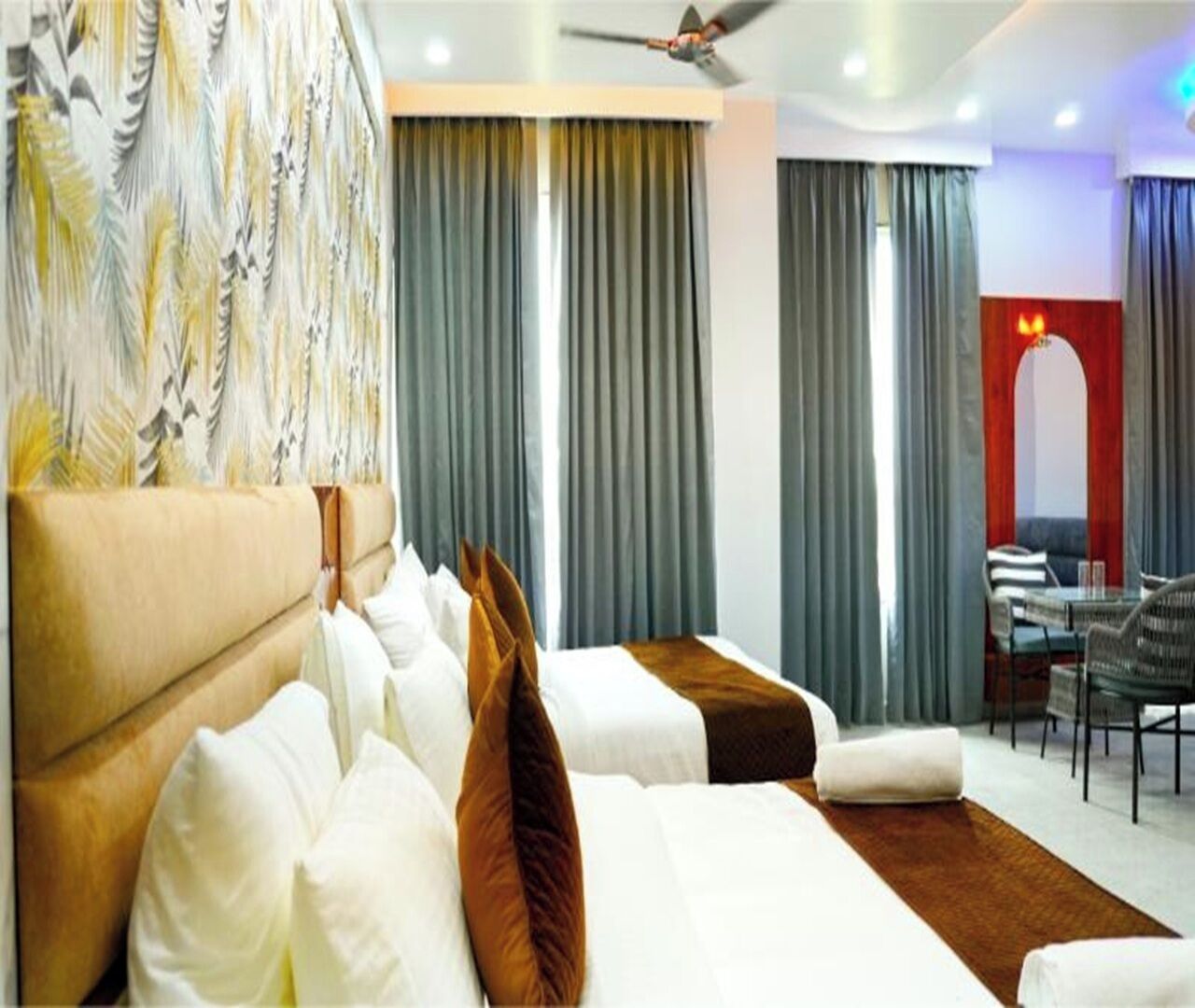 Royal Room | Free WiFi