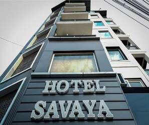 Exterior detail - Hotel Savaya (Rishikesh)