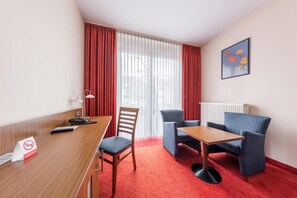 Comfort Double or Twin Room | Interior - Hotel Klein (Frankfurt am Main)