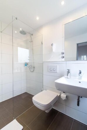 Economy-Einzelzimmer | Badezimmer