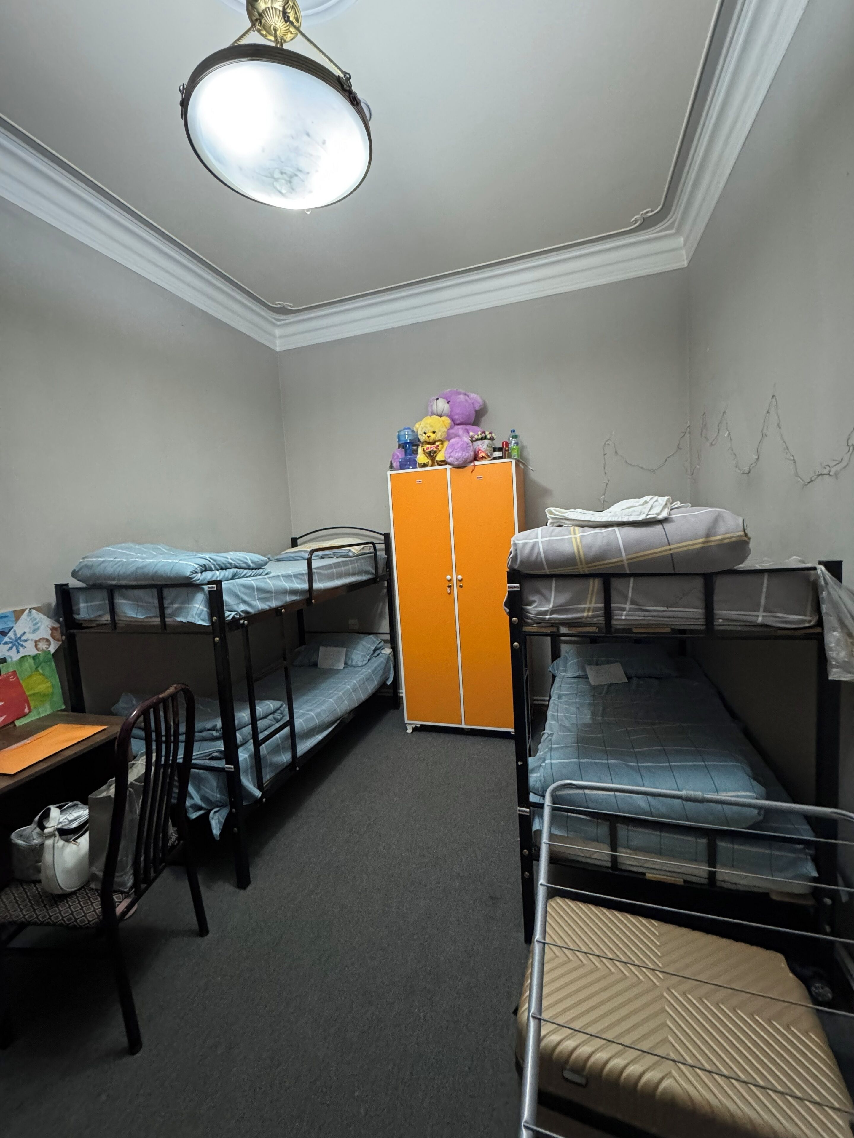 Comfort Shared Dormitory, Women only