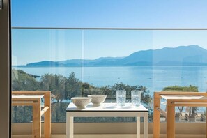 Deluxe Villa, Private Pool, Sea View | Outdoor dining - Edem Beachfront Luxury Villa (Agios Nikolaos)