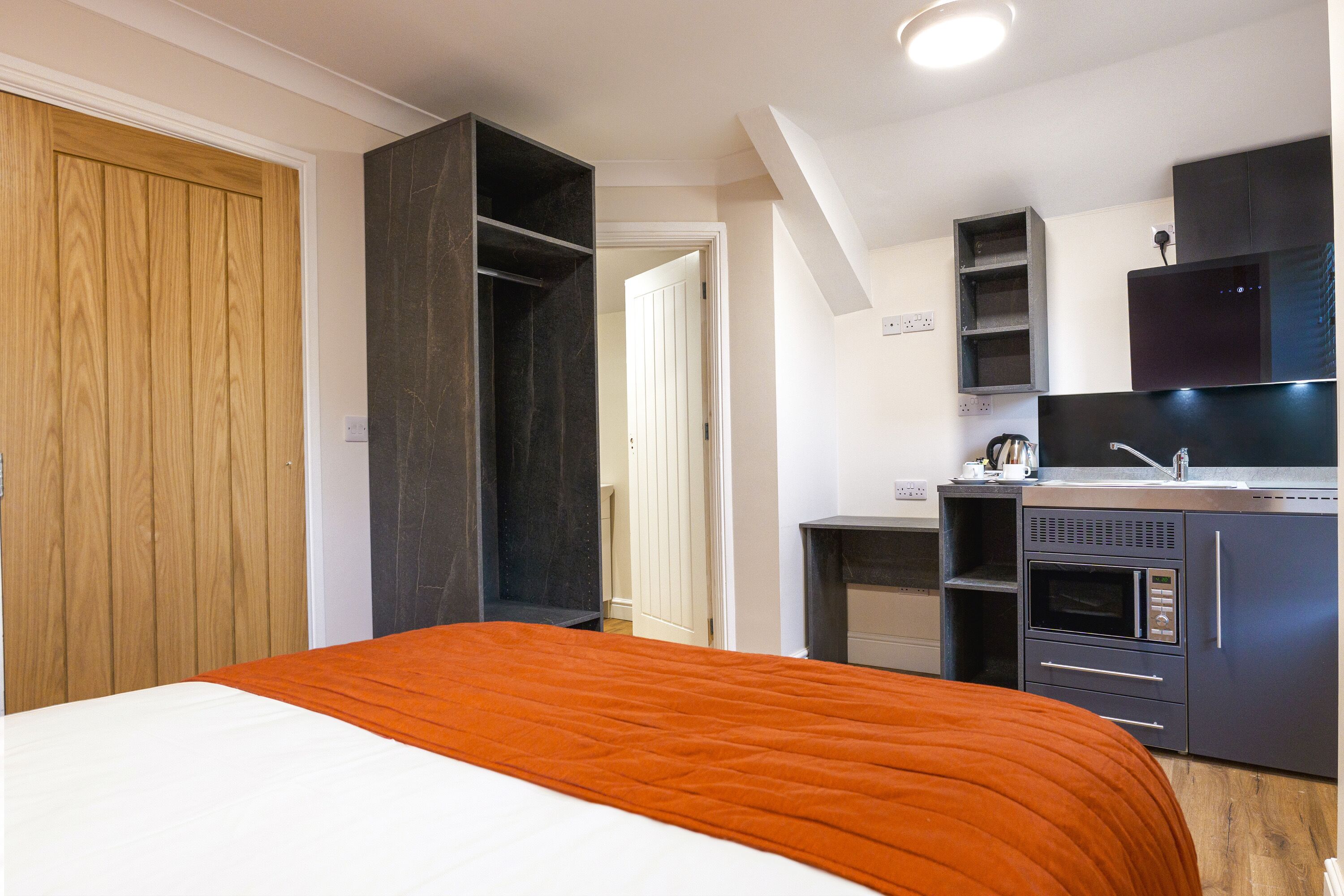 Desk, laptop workspace, iron/ironing board, WiFi