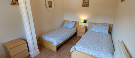 Cottage | 2 bedrooms, individually furnished