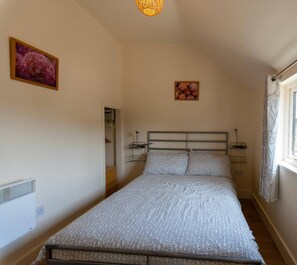 Cottage | 2 slaapkamers, individueel gemeubileerd