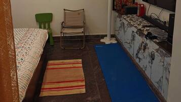 Villa | Free WiFi, bed sheets