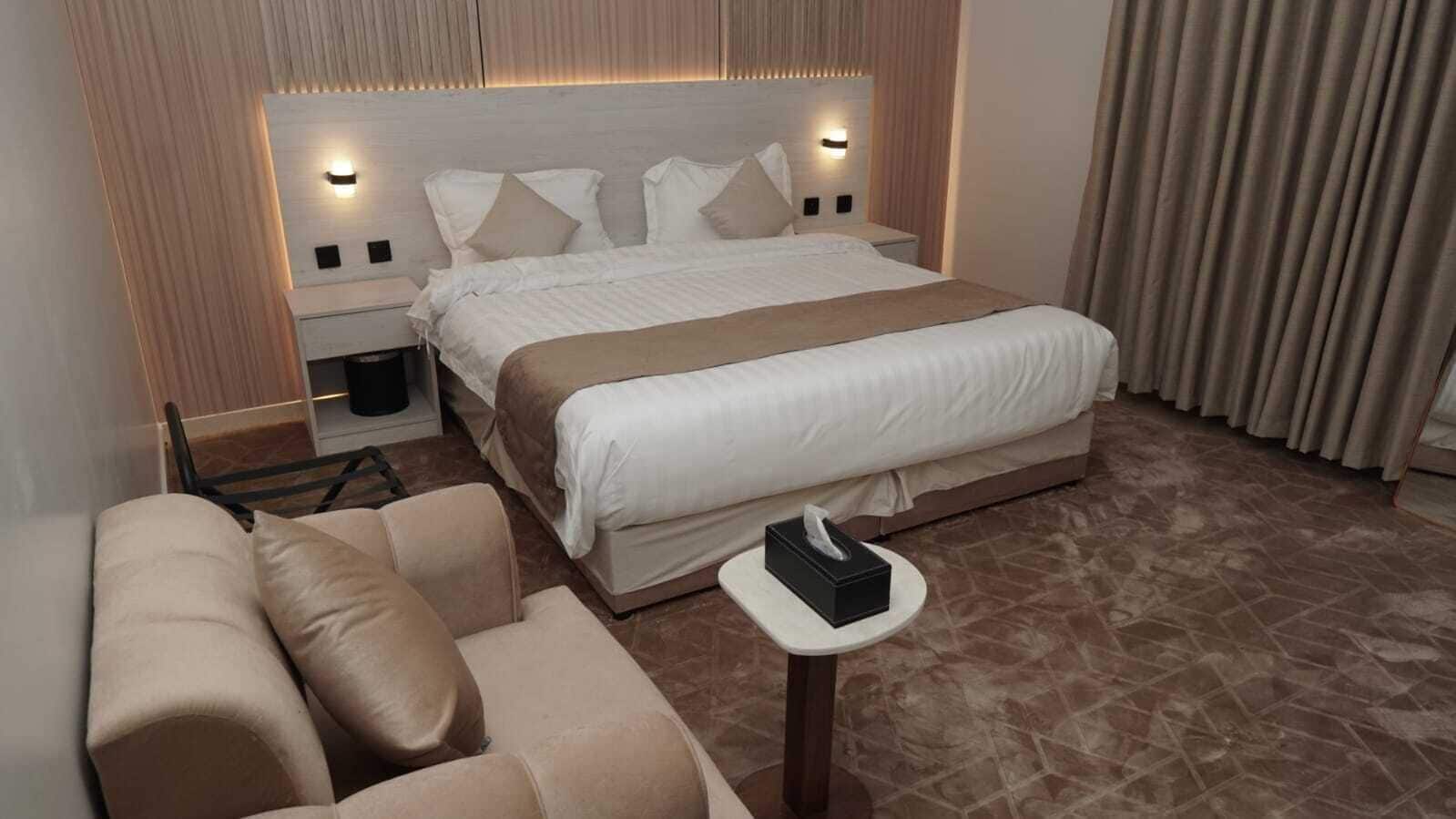 Iron/ironing board, free WiFi