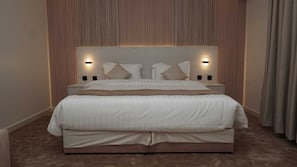 Tweepersoonskamer | Een minibar, een strijkplank/strijkijzer, gratis wifi
