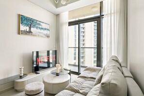 Apartment - Aykon City 2 C - 5608 2BD (Dubai)