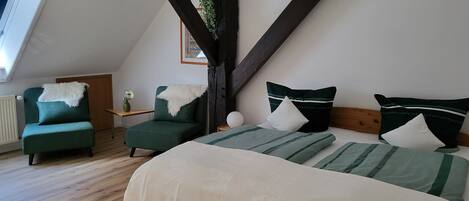 Fer et planche à repasser, Wi-Fi, draps fournis