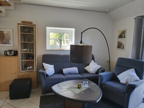 Fernseher, Stereoanlage