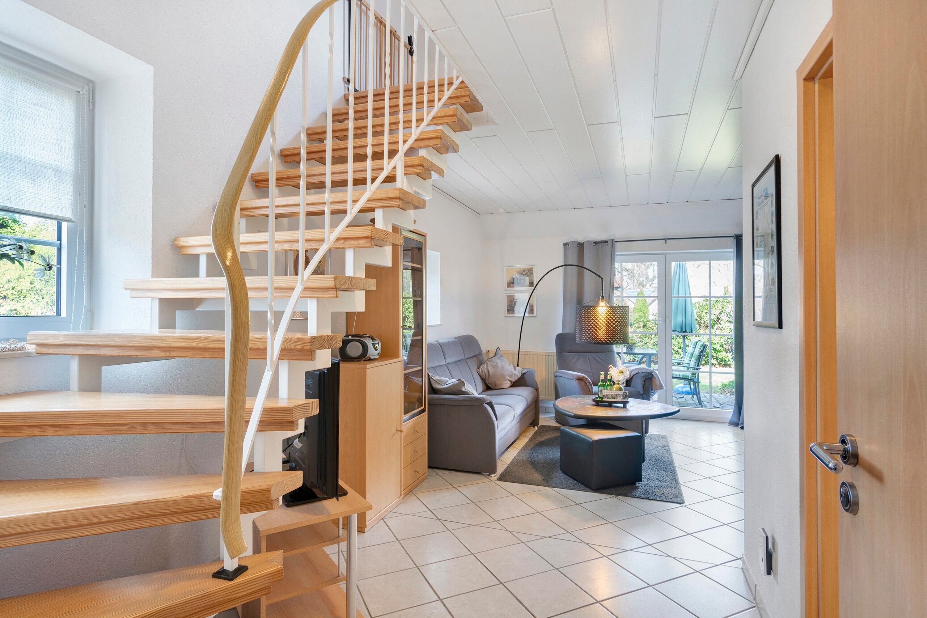 Fernseher, Stereoanlage