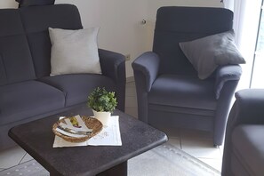 Fernseher, Stereoanlage