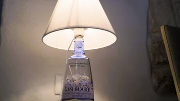 Superior-Haus, 1 Queen-Bett, eigenes Bad, Stadtblick | Schallisolierte Zimmer, Bügeleisen/Bügelbrett, kostenloses WLAN