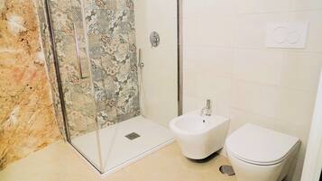 Superior-Haus, 1 Queen-Bett, eigenes Bad, Stadtblick | Badezimmer