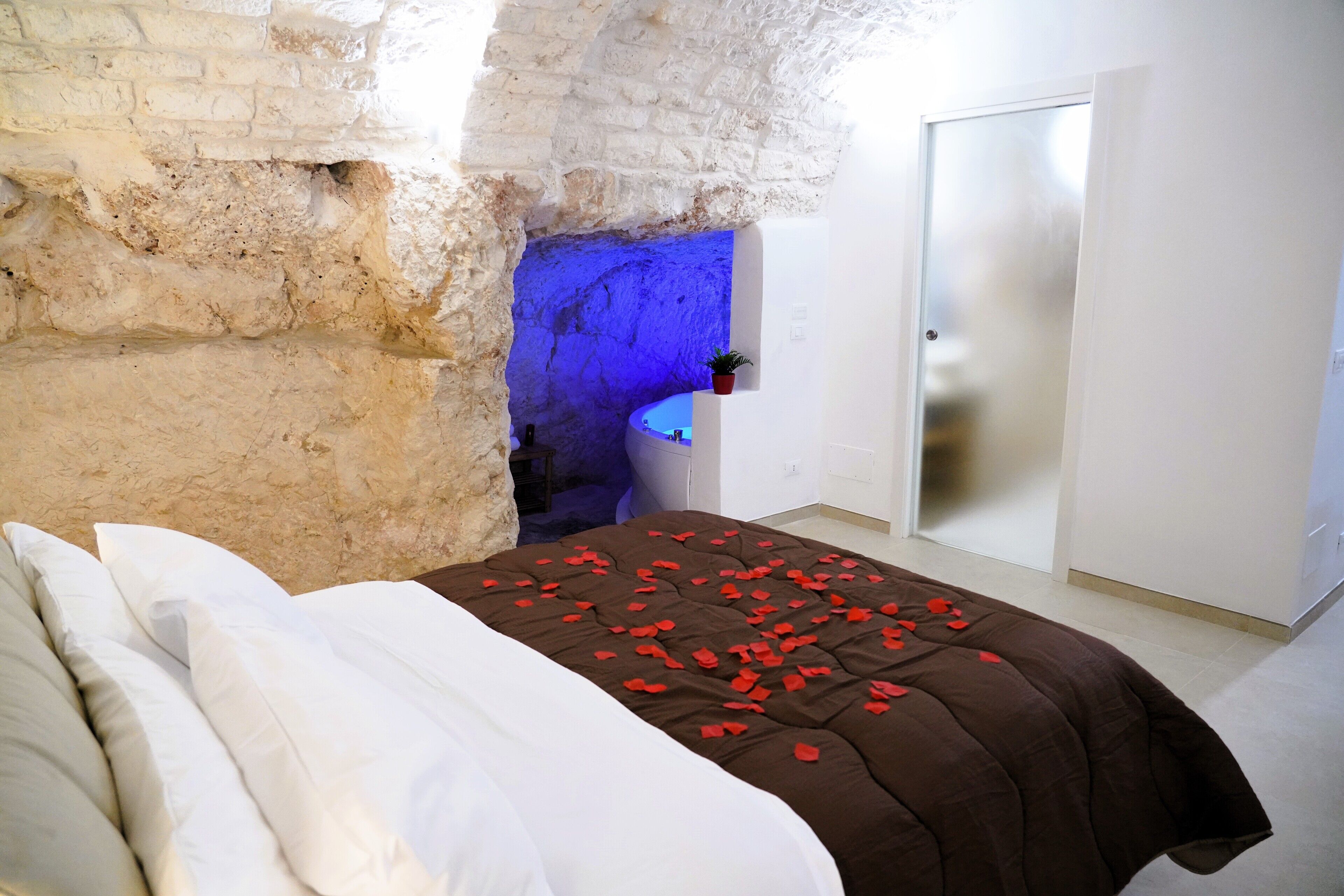 Hus – superior, 1 queensize-seng, privat bad, byutsikt | Lydisolert, strykejern/-brett og wi-fi (inkludert)