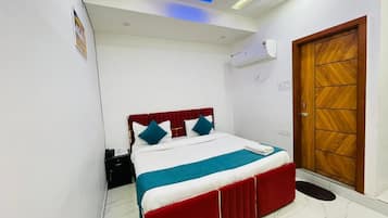Deluxe Double Room, Balcony | Exterior