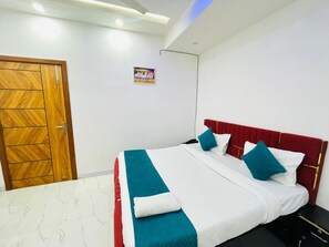 Deluxe-dobbeltværelse - balkon | Skrivebord, gratis Wi-Fi