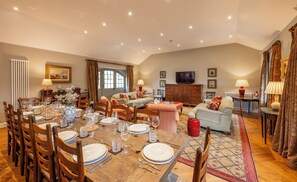 House, 3 Bedrooms, Garden View | Living area - Rosebery Estate (Gorebridge)