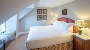 House, 4 Bedrooms | Desk, laptop workspace, free WiFi, bed sheets - Rosebery Estate (Gorebridge)