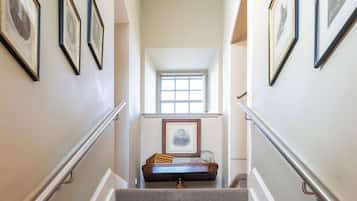 House, 3 Bedrooms | Desk, laptop workspace, free WiFi, bed sheets