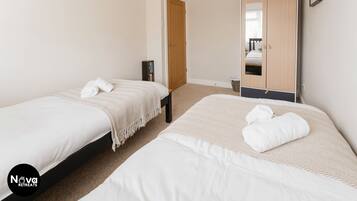 2 Schlafzimmer, Bügeleisen/Bügelbrett, WLAN, Bettwäsche