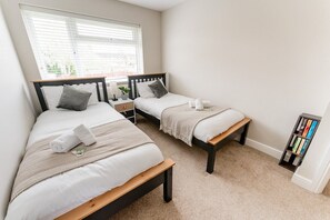 2 Schlafzimmer, Bügeleisen/Bügelbrett, WLAN, Bettwäsche