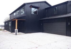 Exterior - New Construction Lake Front home in Willis, Texas (Willis)