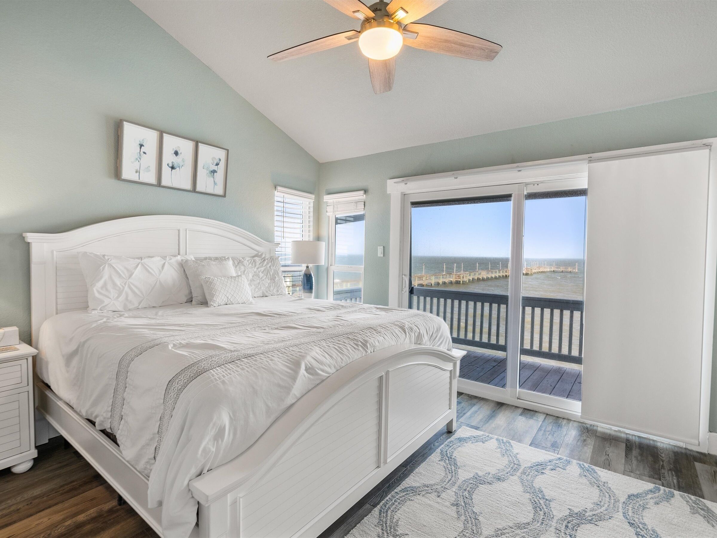 Condo, 3 Bedrooms | 3 bedrooms, iron/ironing board, free WiFi