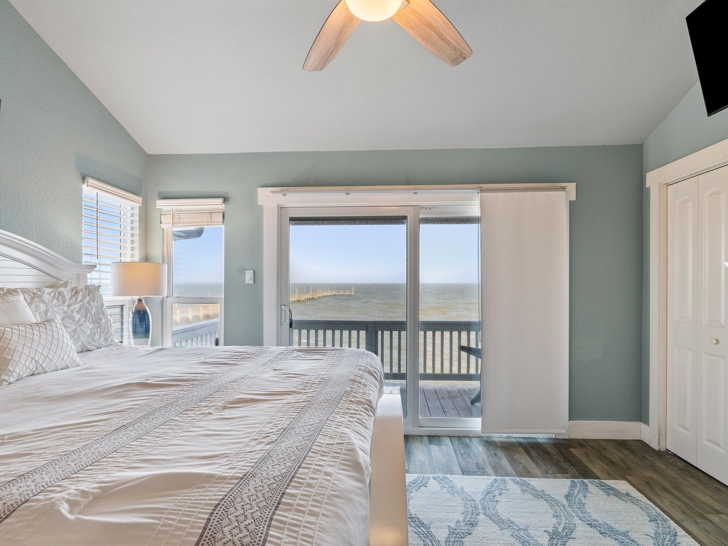 3 chambres, fer et planche à repasser, Wi-Fi gratuit