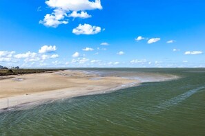 Beach - Bay Vista- New Listing In Terramar Beach, 4 Br/ 3 Ba, Boat Slip 4 Bedroom Home (Galveston)