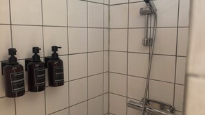 Hytte, 1 soverom, røyk, terrasse | Bad