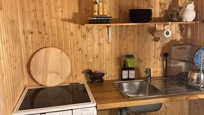 Hytte, røyk, terrasse | Innvendig
