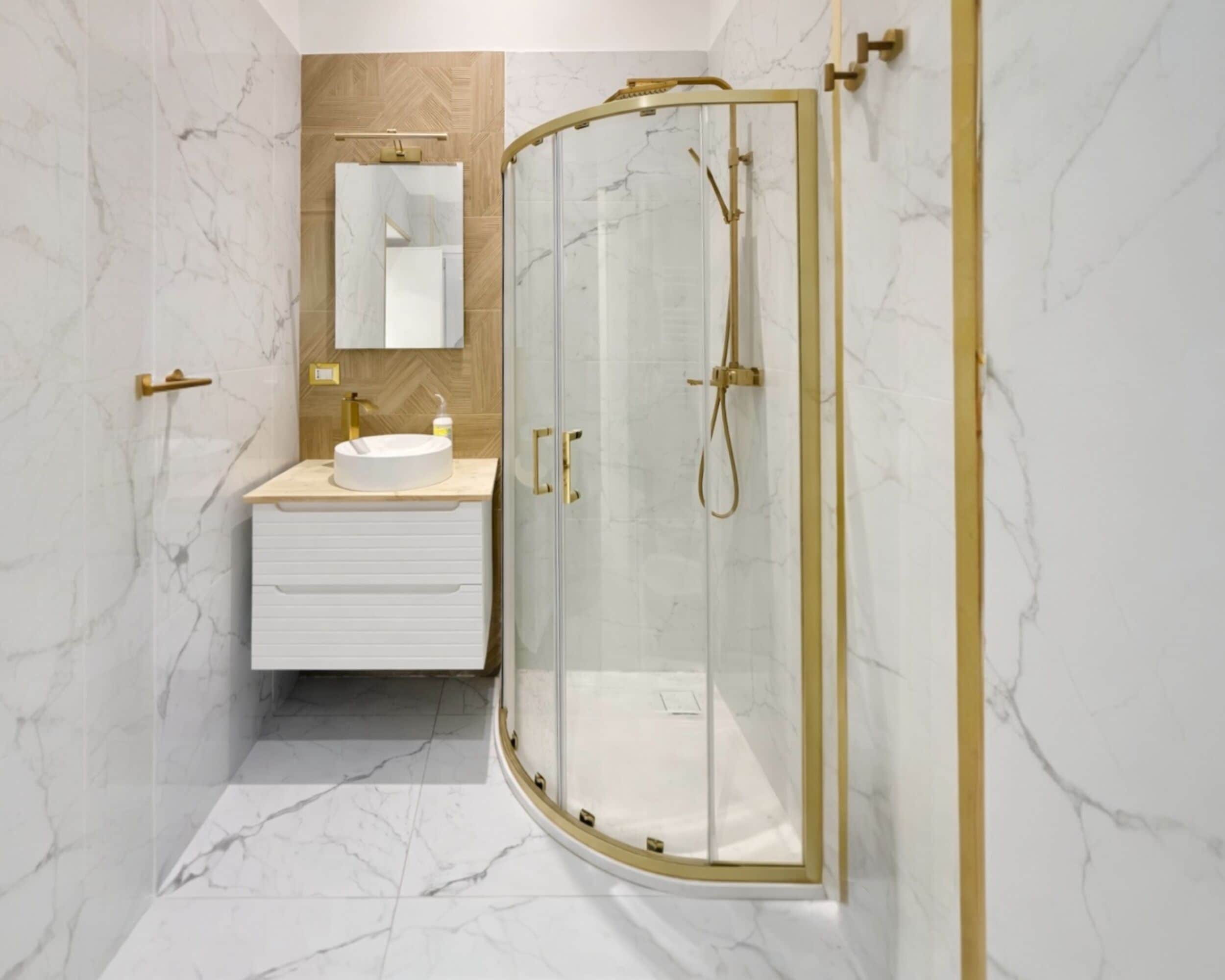 Standard Double Room | Bathroom