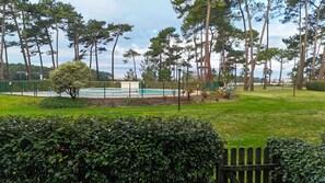 Pool - La Canopée Apartment with Lake View, Shared Pool & Air Conditioning - Conciergerieland (Soustons)