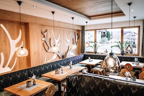 Dining - The very special time-out at Landgasthof Hubertus (Frauenau)